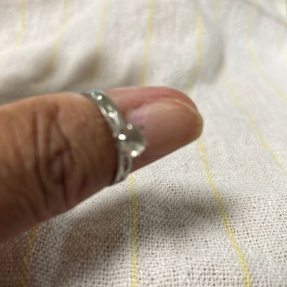 Vintage SETA O Elegant Silver Ring with Crystal Charm - Picture 8 of 8